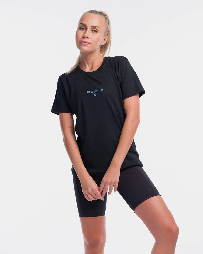 Grand Stand Centre Tee - Black/Green