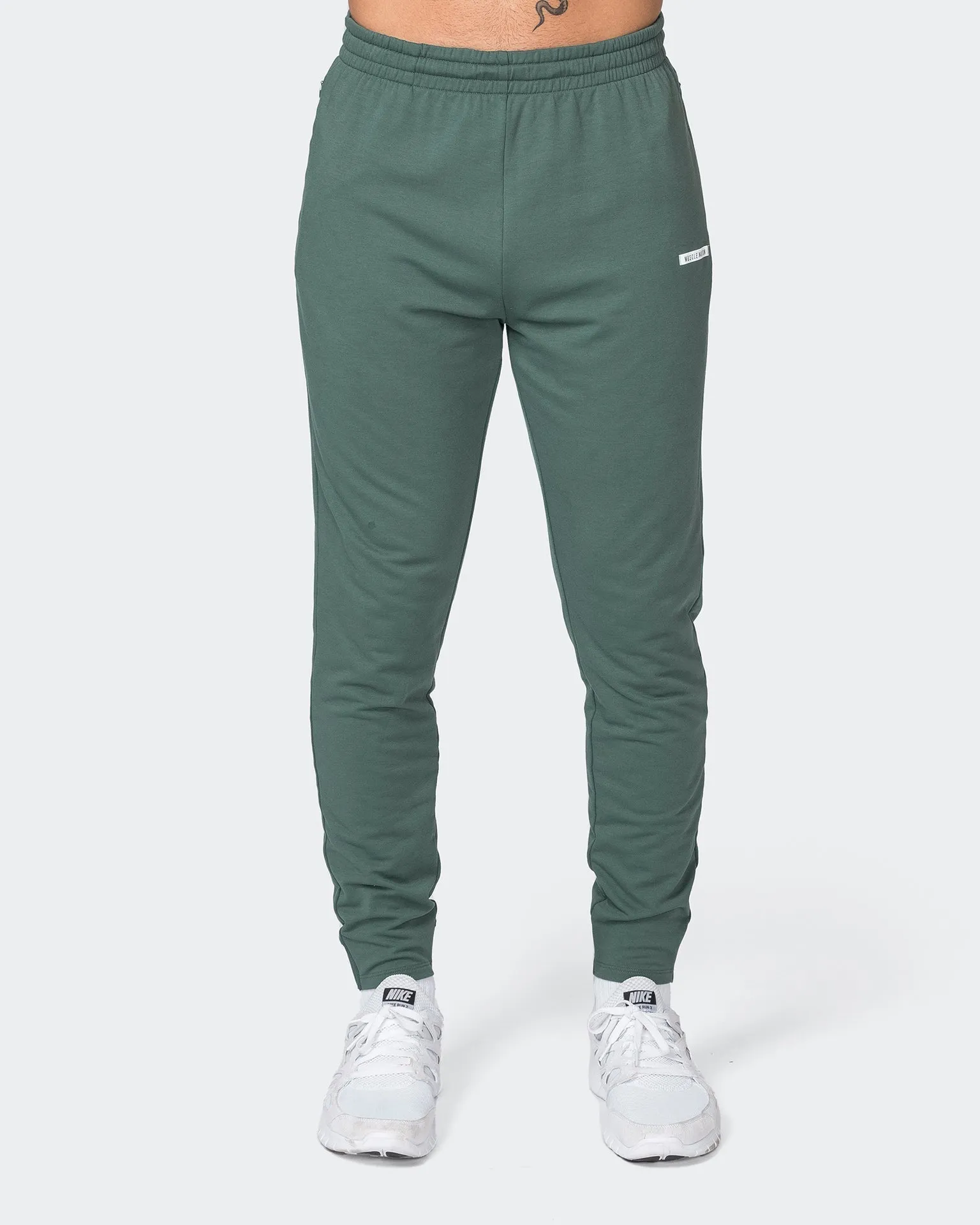 Legacy Training Tapered Joggers - Olive Smoke