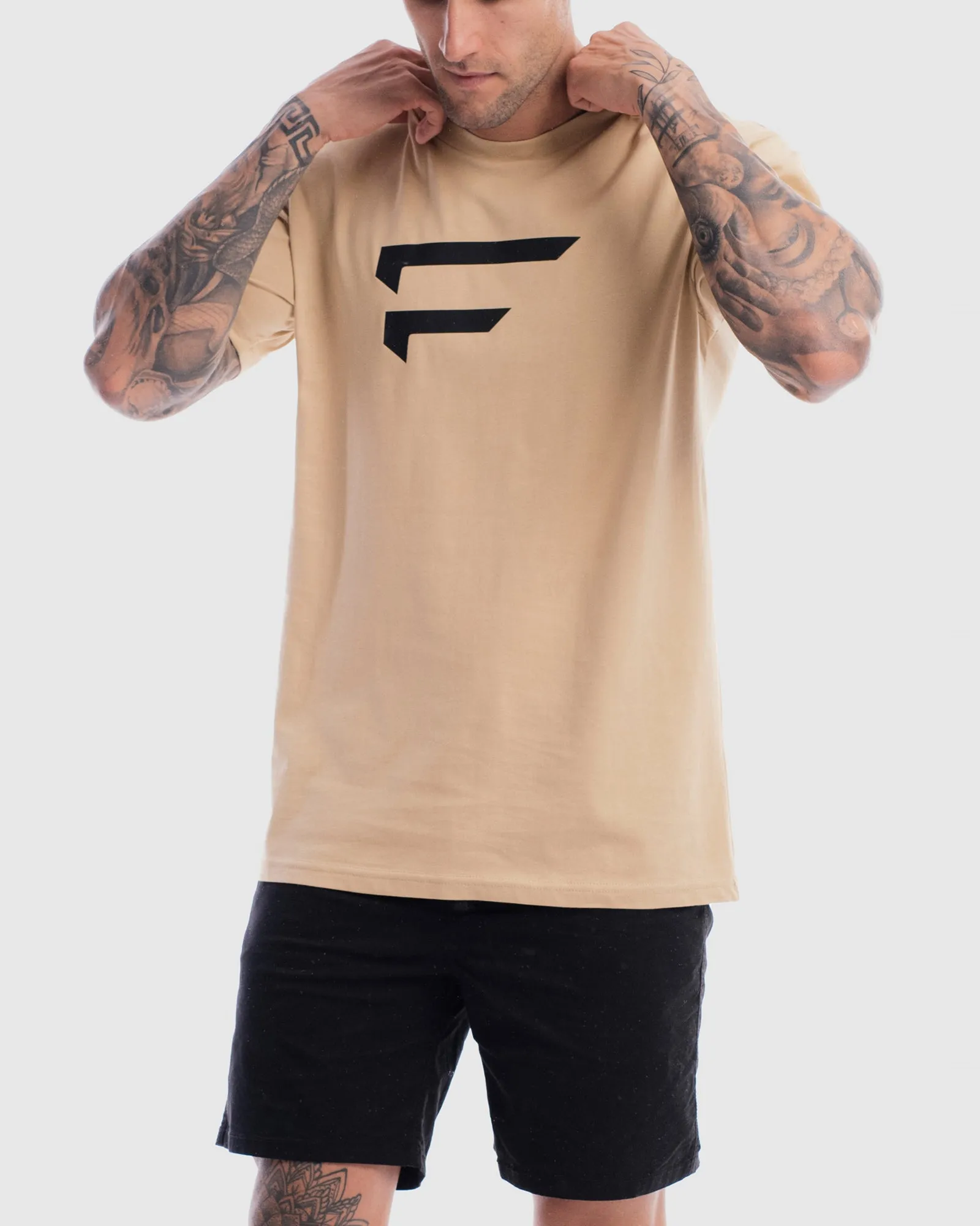 Mens Performance Logo Tee - Camel