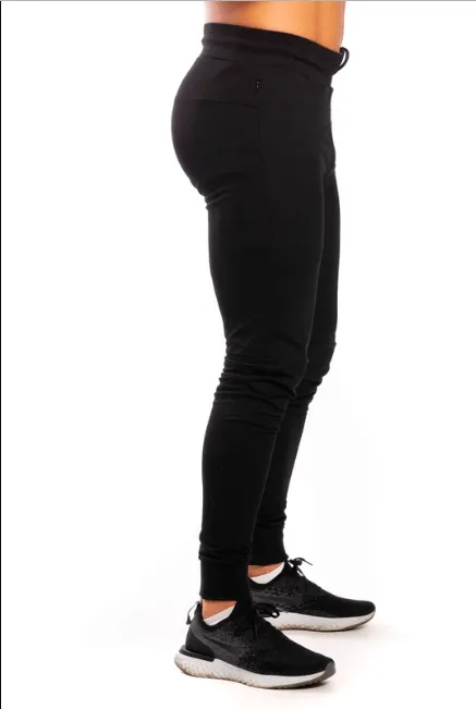 NU ESSENTIAL PANTS - BLACK