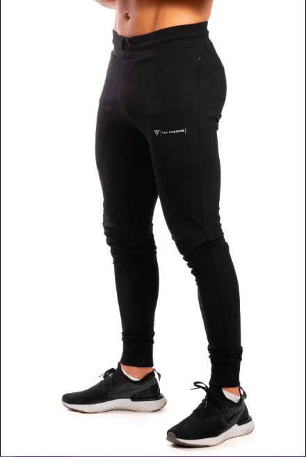 NU ESSENTIAL PANTS - BLACK