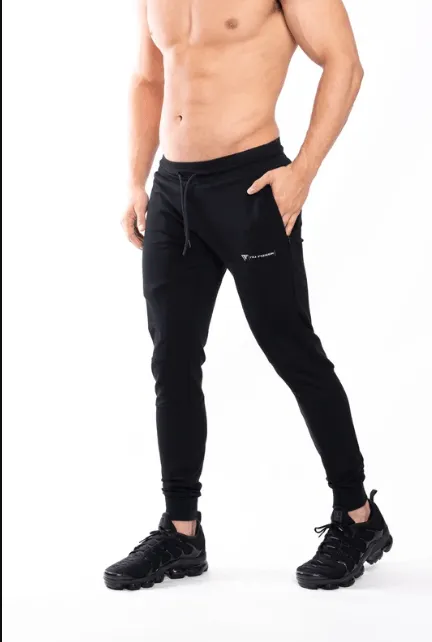 NU ESSENTIAL PANTS - BLACK