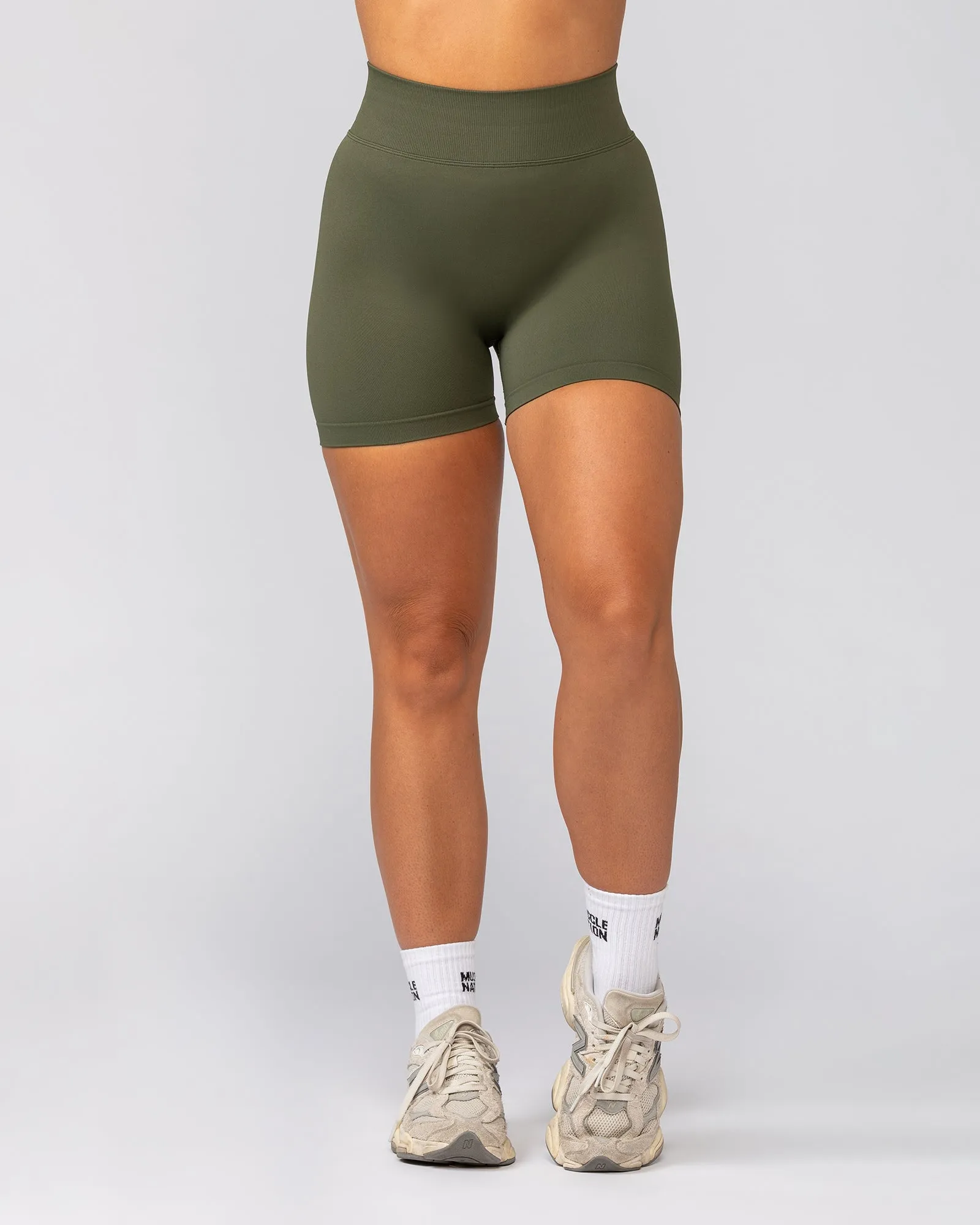 Sculpt Midway Shorts - Dark Khaki