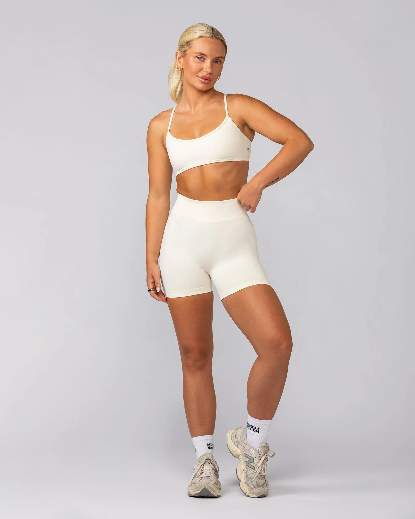 Sculpt Midway Shorts - Travertine