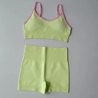 Seamless Lily Shorts and Crop top Set in Yellow