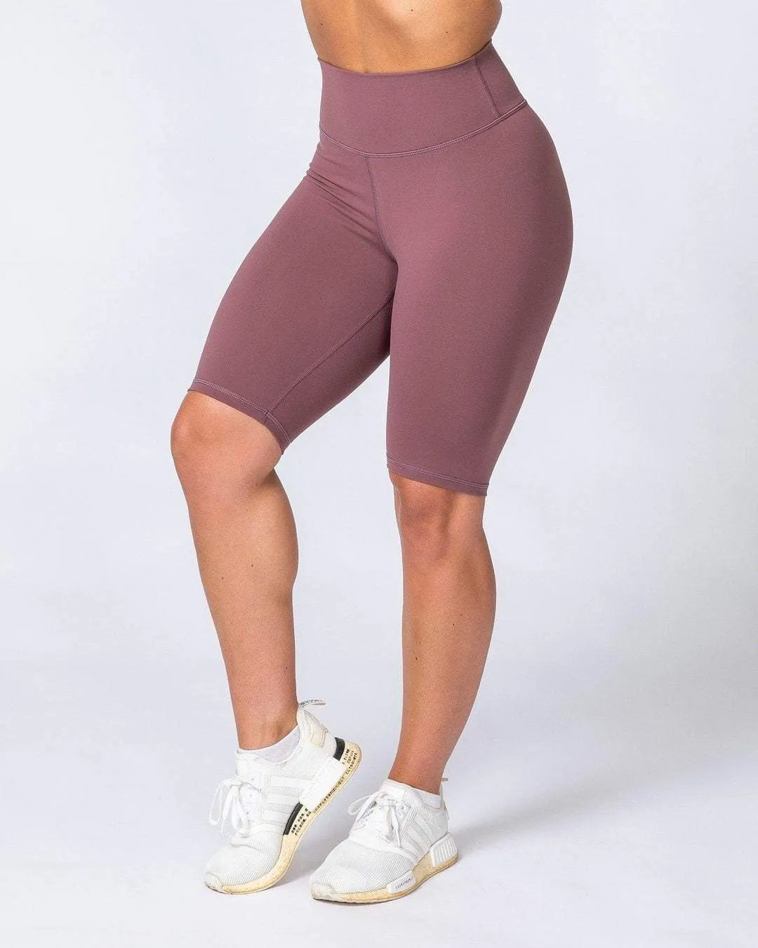 Signature Referee Length High Waist Scrunch - Dusk