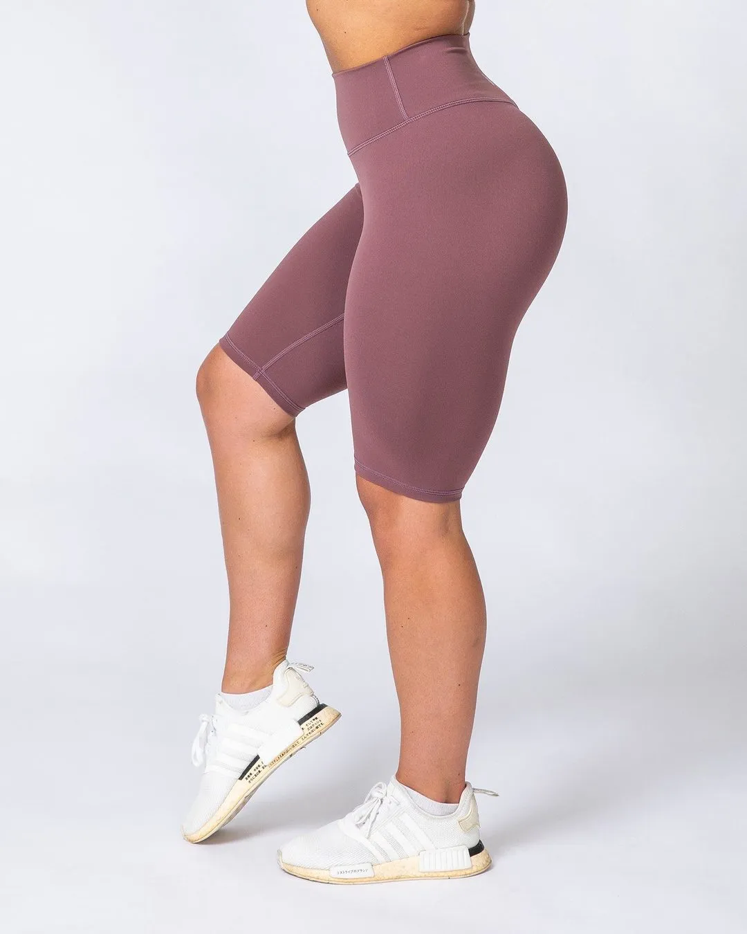 Signature Referee Length High Waist Scrunch - Dusk