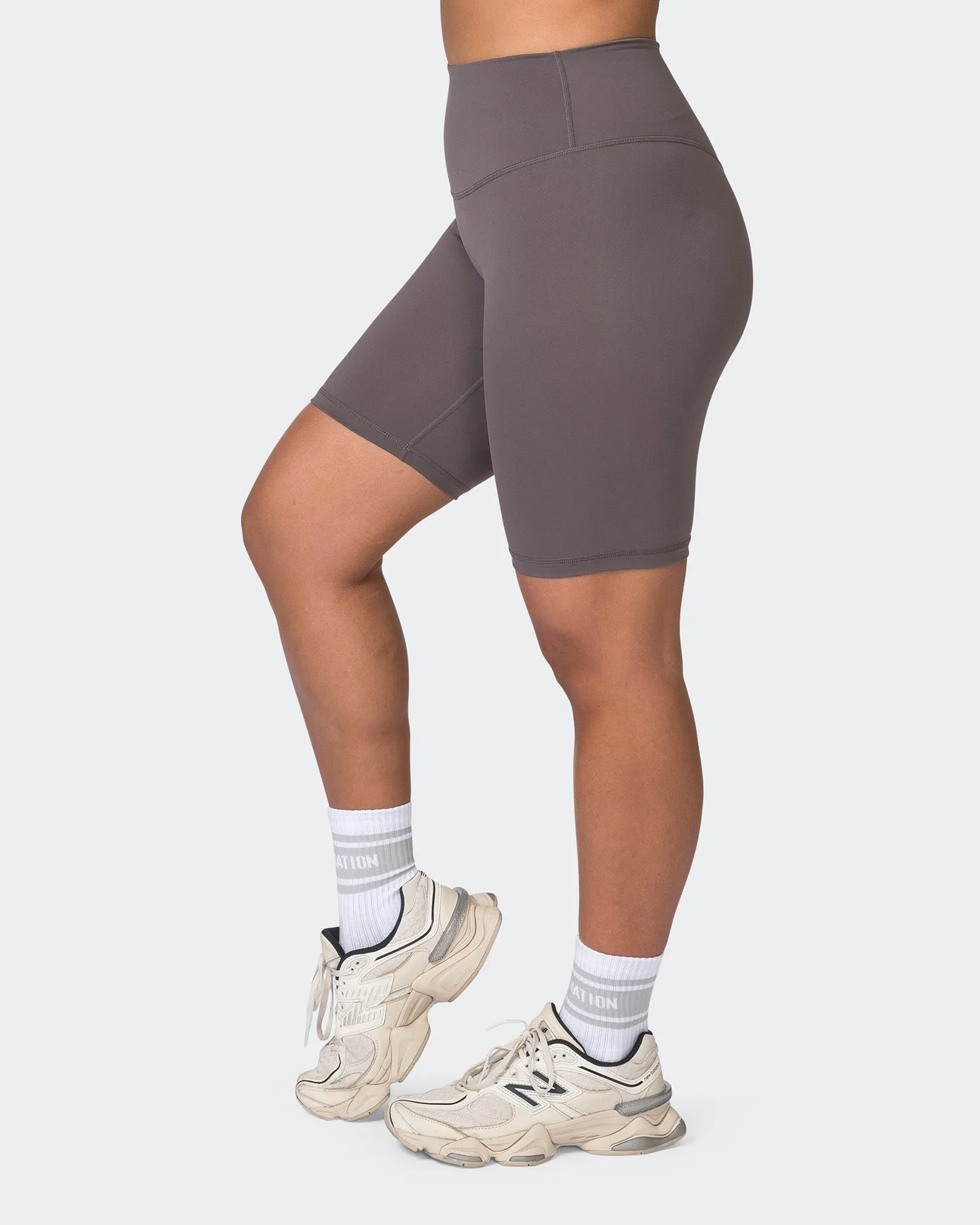 Ultra Signature Referee Length Shorts - Peppercorn